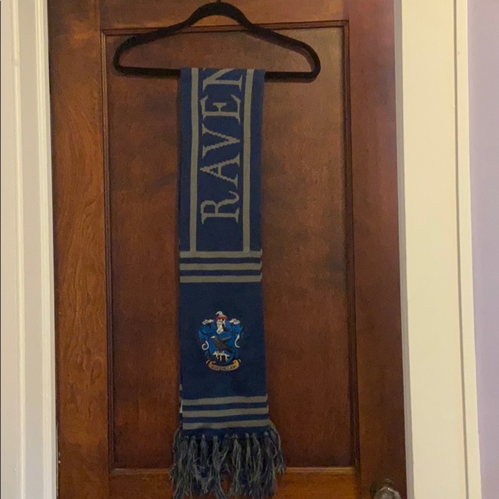 Official Ravenclaw Scarf